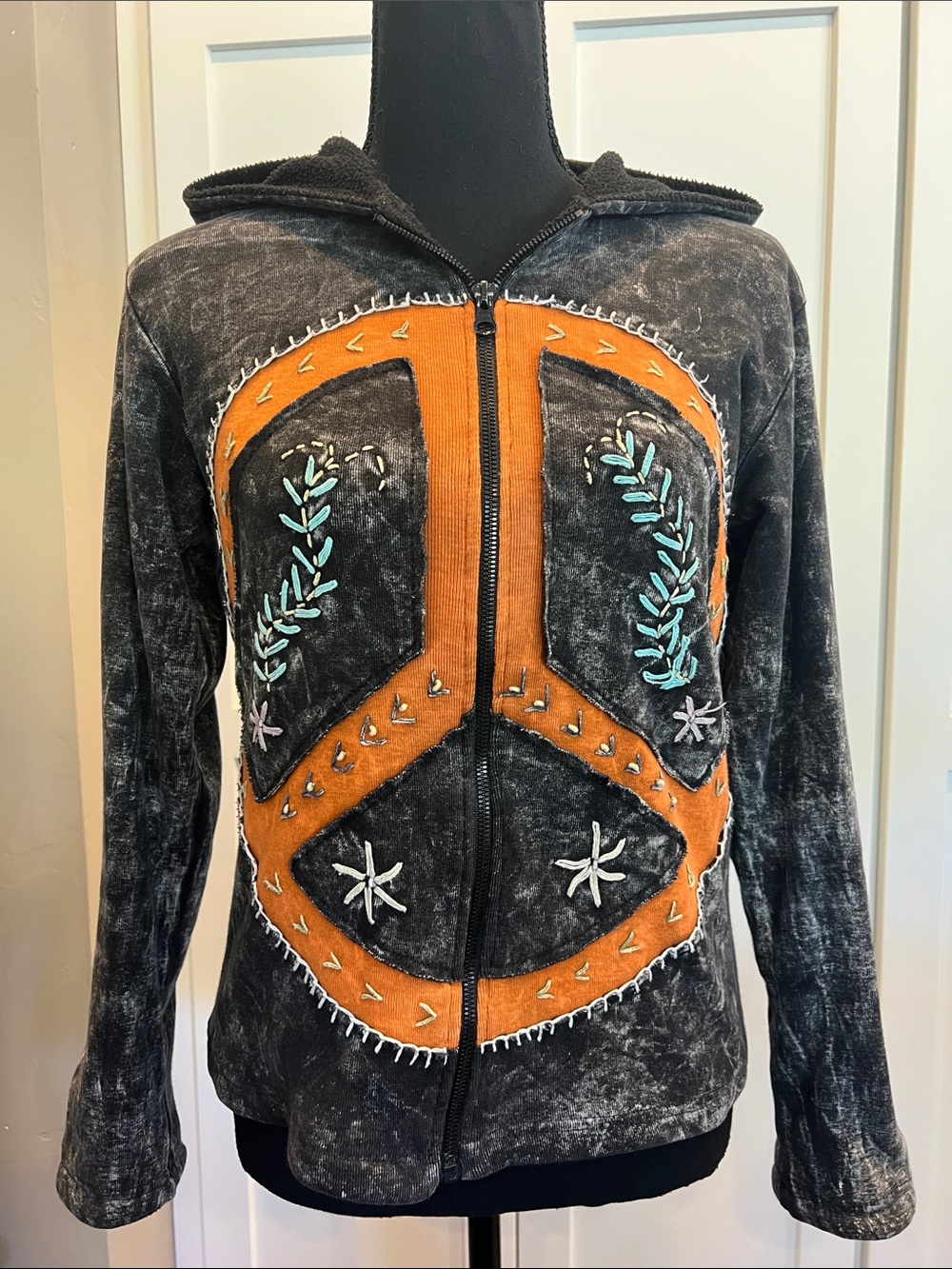 VTG Rising International Peace Sign Patchwork Boho Hoodie Jacket Nepal Small EUC